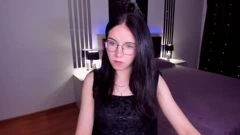 TriciaDaisy online show from 05/18/26, 02:56