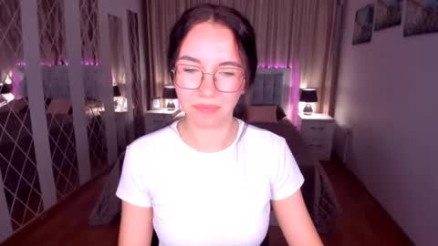 Snapshot of triciadaisy chatting on 07/18/26, 03:22 TriciaDaisy online show from 07/18/26, 03:22