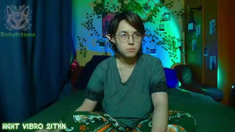 Snapshot of trickykitsune chatting on 04/30/26, 05:41 trickykitsune online show from 04/30/26, 05:41