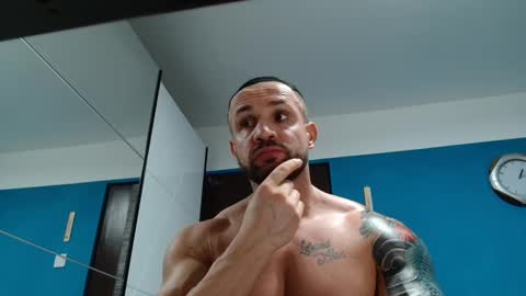 Snapshot of tridentmuscles chatting on 02/01/25, 11:10 tridentmuscles online show from 02/01/25, 11:10