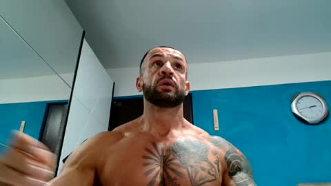 Snapshot of tridentmuscles chatting on 09/22/25, 11:45 tridentmuscles online show from 09/22/25, 11:45