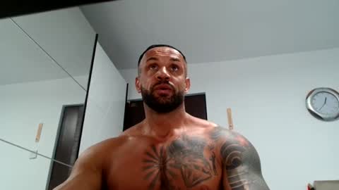 Snapshot of tridentmuscles chatting on 11/02/25, 10:39 tridentmuscles online show from 11/02/25, 10:39