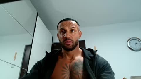 Snapshot of tridentmuscles chatting on 01/08/26, 12:40 tridentmuscles online show from 01/08/26, 12:40