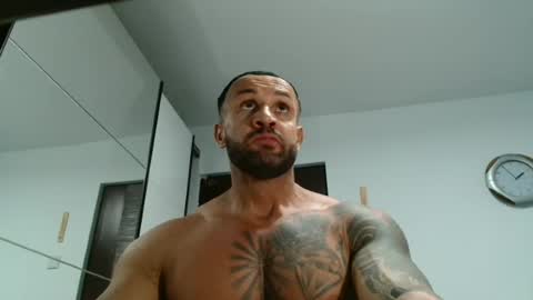 Snapshot of tridentmuscles chatting on 04/30/26, 10:54 tridentmuscles online show from 04/30/26, 10:54