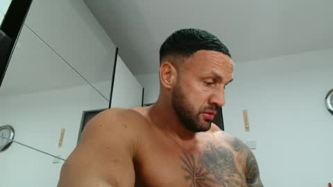 Snapshot of tridentmuscles chatting on 04/30/26, 09:30 tridentmuscles online show from 04/30/26, 09:30