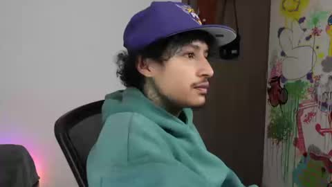 - trieone online show from 03/18/26, 03:48