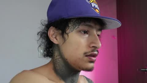 - trieone online show from 04/12/26, 02:33