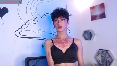 trinity_knox online show from 11/10/25, 03:55
