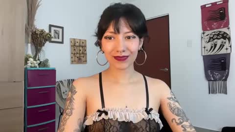 Snapshot of trinitysecrets chatting on 02/20/25, 08:14 trinitysecrets online show from 02/20/25, 08:14