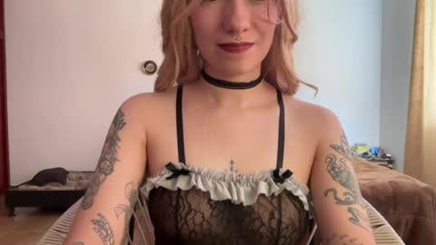 Snapshot of trinitysecrets chatting on 06/28/26, 06:36 trinitysecrets online show from 06/28/26, 06:36