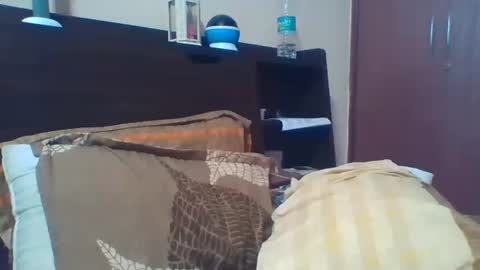 Raaz keeps ur Raaz online show from 01/04/25, 02:25