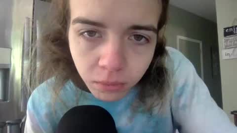 trippybb222 online show from 09/28/25, 04:56