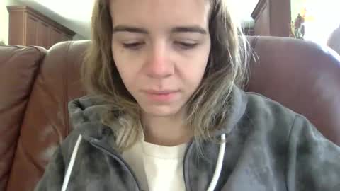 trippybb222 online show from 11/07/25, 03:56