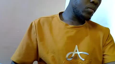 Snapshot of trisbaby3 chatting on 03/22/26, 04:43 Tris6 online show from 03/22/26, 04:43