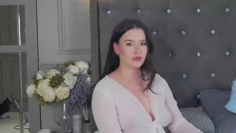 Snapshot of trisha_winslet chatting on 12/13/24, 10:23 trisha_winslet online show from 12/13/24, 10:23