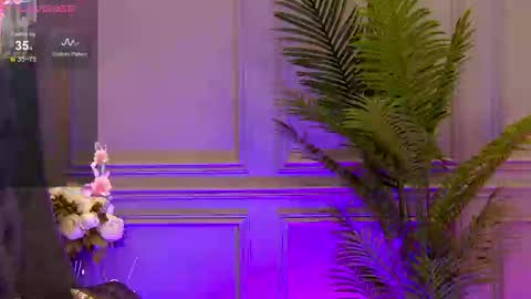 Snapshot of trisha_winslet chatting on 02/21/25, 08:07 trisha_winslet online show from 02/21/25, 08:07