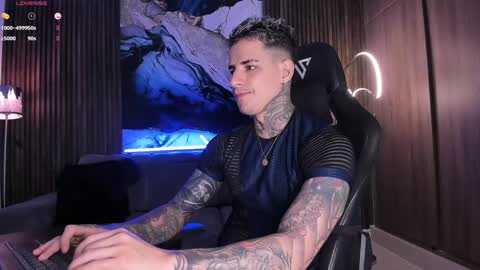 Snapshot of trisstan_ chatting on 01/13/25, 10:13 Alexander online show from 01/13/25, 10:13