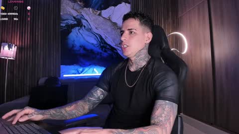 Snapshot of trisstan_ chatting on 01/29/25, 09:50 Alexander online show from 01/29/25, 09:50