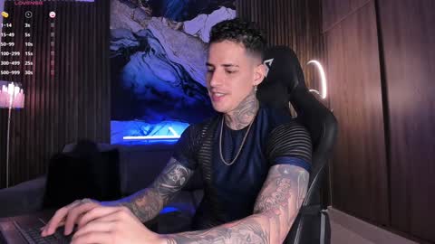 Snapshot of trisstan_ chatting on 02/03/25, 11:05 Alexander online show from 02/03/25, 11:05