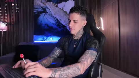 Snapshot of trisstan_ chatting on 02/28/25, 09:55 Alexander online show from 02/28/25, 09:55