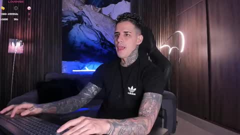 Snapshot of trisstan_ chatting on 09/08/25, 05:01 Alexander online show from 09/08/25, 05:01