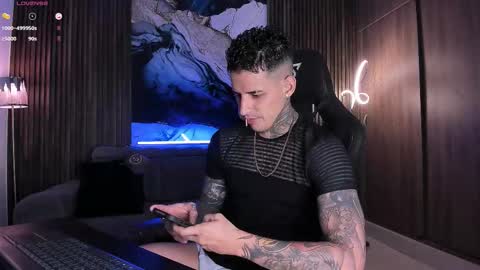 Snapshot of trisstan_ chatting on 10/19/25, 09:26 Alexander online show from 10/19/25, 09:26