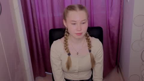 Lana online show from 02/10/26, 11:14