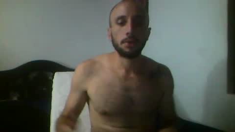 Snapshot of tristan_drumm chatting on 10/12/25, 05:17 tristan online show from 10/12/25, 05:17