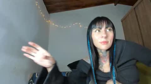 Snapshot of tristan_fantasycam22 chatting on 04/11/26, 01:10 Tristan And Samara online show from 04/11/26, 01:10