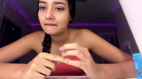 Snapshot of tristianmarie chatting on 06/07/26, 01:21 tristianmarie online show from 06/07/26, 01:21