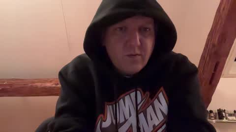 Snapshot of tritonspace chatting on 02/25/25, 02:14 Triton online show from 02/25/25, 02:14