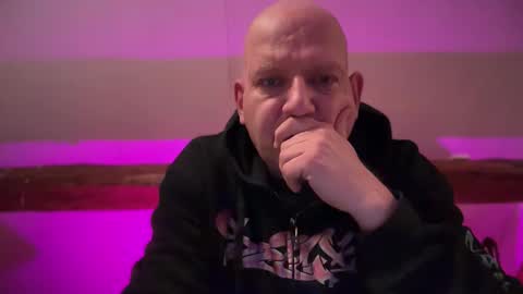 Triton online show from 11/15/25, 07:10