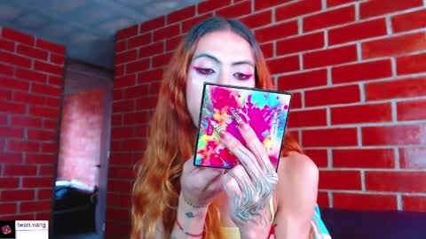 Snapshot of trix_fiore_oficial chatting on 03/29/26, 10:21 Trix online show from 03/29/26, 10:21