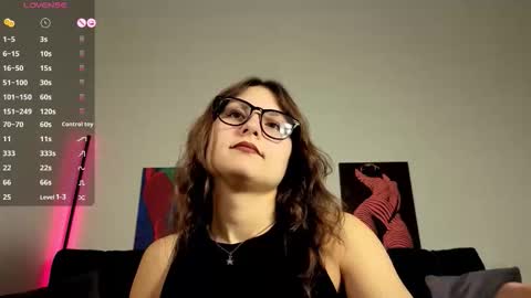 trixibell online show from 10/09/25, 06:11