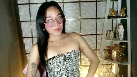 trixie_foxslut online show from 04/06/26, 11:33