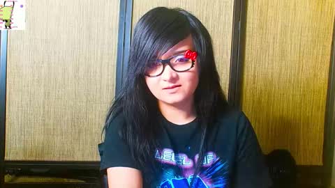 Snapshot of trixiedoescamcam chatting on 02/10/26, 01:21 trixiedoescamcam online show from 02/10/26, 01:21