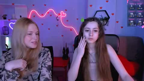 Snapshot of trixy_melison chatting on 03/27/26, 01:33 Trixy online show from 03/27/26, 01:33