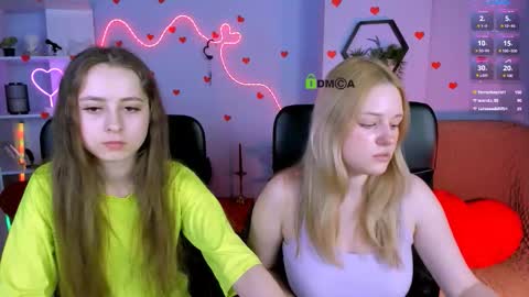 Snapshot of trixy_melison chatting on 03/30/26, 12:28 Trixy online show from 03/30/26, 12:28