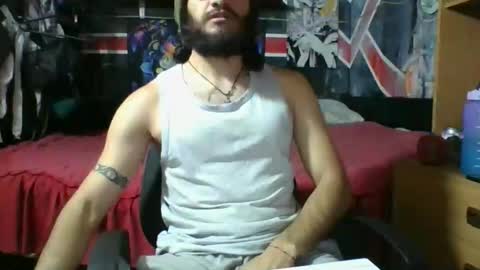 Snapshot of trizquelmen chatting on 11/26/25, 02:23 Andrew online show from 11/26/25, 02:23