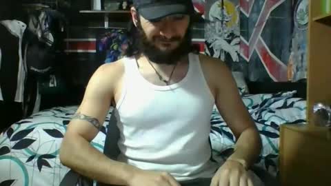 Snapshot of trizquelmen chatting on 11/30/25, 04:05 Andrew online show from 11/30/25, 04:05