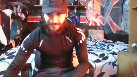 Snapshot of trizquelmen chatting on 12/03/25, 07:12 Andrew online show from 12/03/25, 07:12