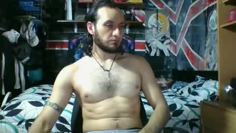 Snapshot of trizquelmen chatting on 12/21/25, 11:01 Andrew online show from 12/21/25, 11:01