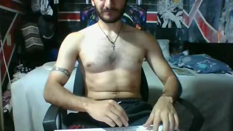 Snapshot of trizquelmen chatting on 05/23/26, 07:35 Andrew online show from 05/23/26, 07:35