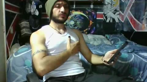 Snapshot of trizquelmen chatting on 05/31/26, 04:09 Andrew online show from 05/31/26, 04:09