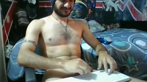Snapshot of trizquelmen chatting on 06/02/26, 02:19 Andrew online show from 06/02/26, 02:19