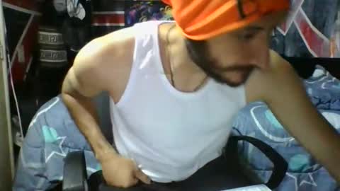 Snapshot of trizquelmen chatting on 06/09/26, 04:57 Andrew online show from 06/09/26, 04:57