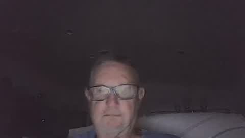 Snapshot of troffer1020 chatting on 12/11/24, 02:09 Troffer online show from 12/11/24, 02:09