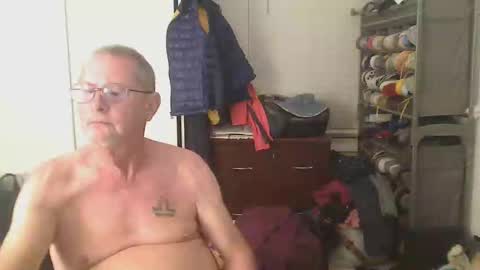 Troffer online show from 02/10/26, 01:21