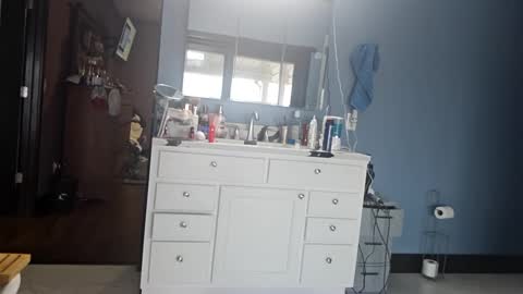 Snapshot of trojanswingers chatting on 02/13/25, 05:54 trojanswingers online show from 02/13/25, 05:54