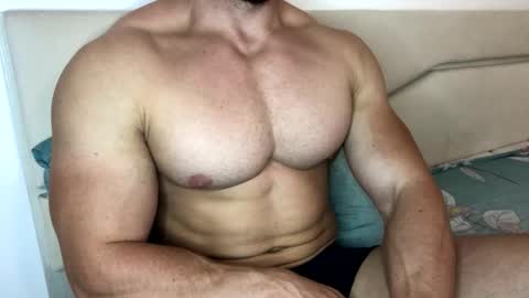 Troncq online show from 10/02/25, 01:07